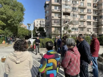 TA们举办消防演练，增强居民消防安全意识